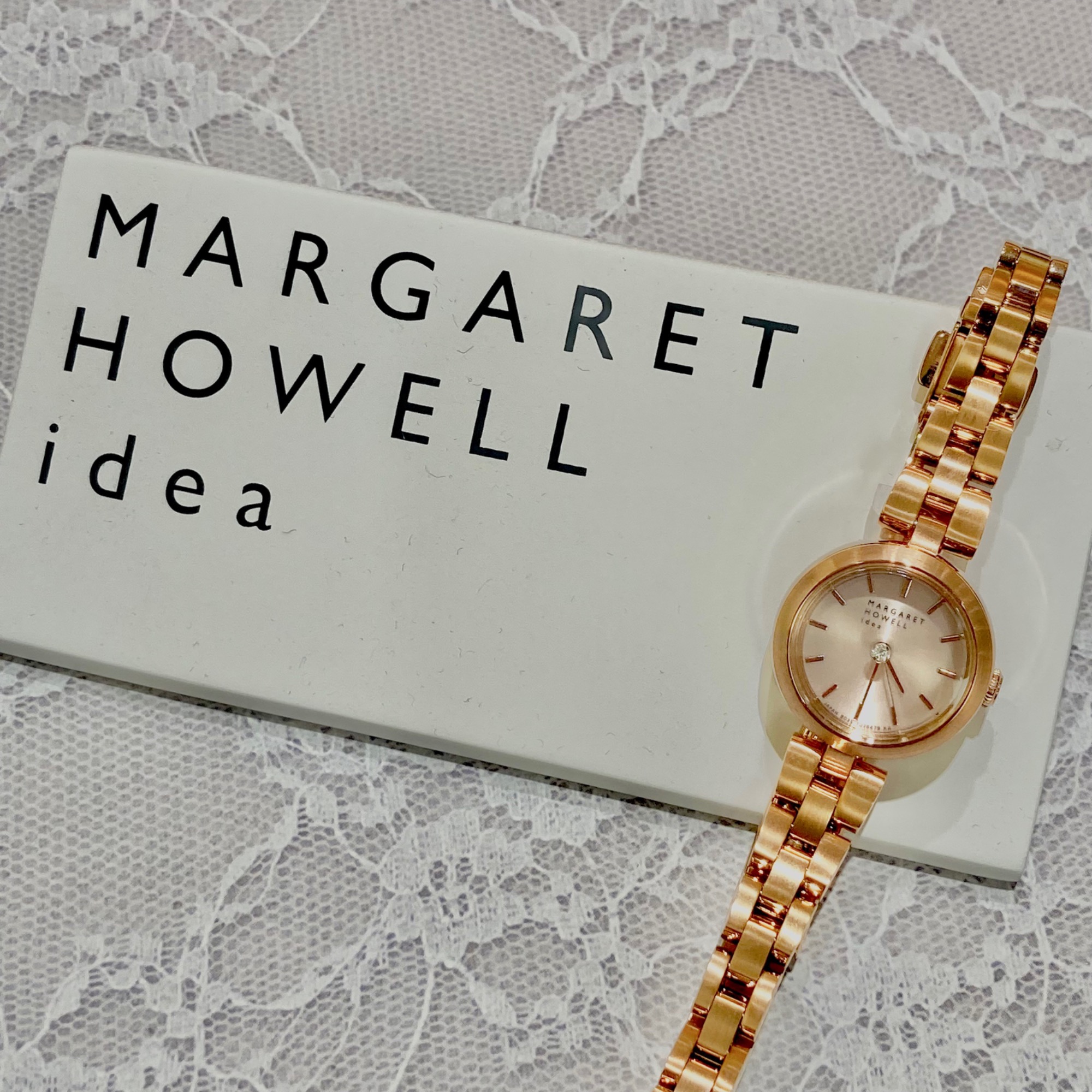 腕時計 MARGARET HOWELL idea CENTER DIAMOND SOLAR レディース 