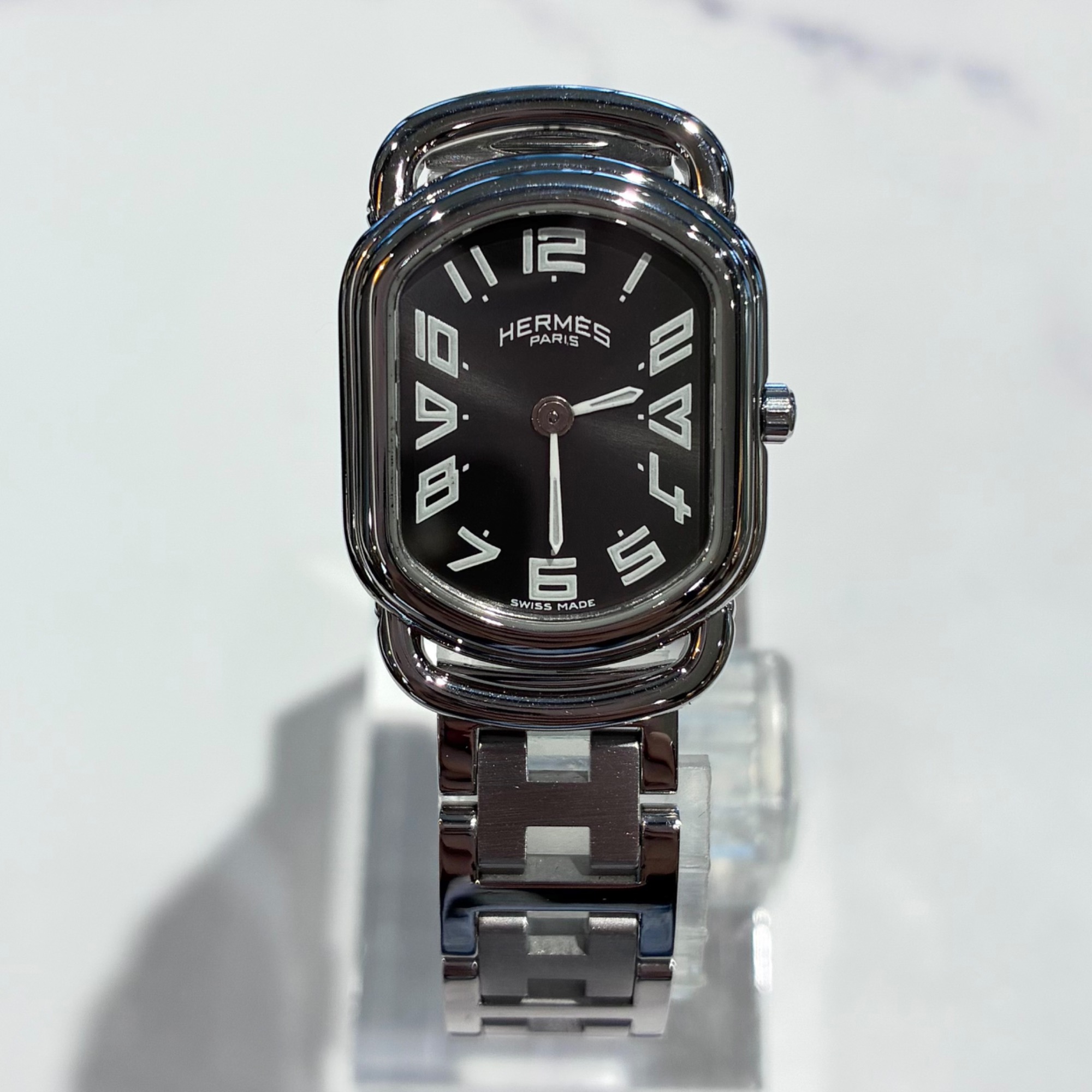 エルメス　HERMES ラリー24 オーバルプレート　2枚　ブラック VINTAGE】個性的なフォルムが魅力のエルメスのラリーをご紹介します
