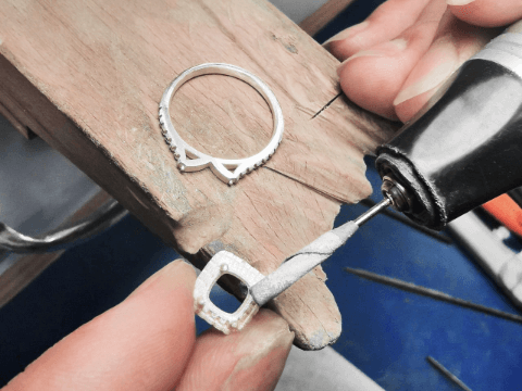 エシカルジュエリー