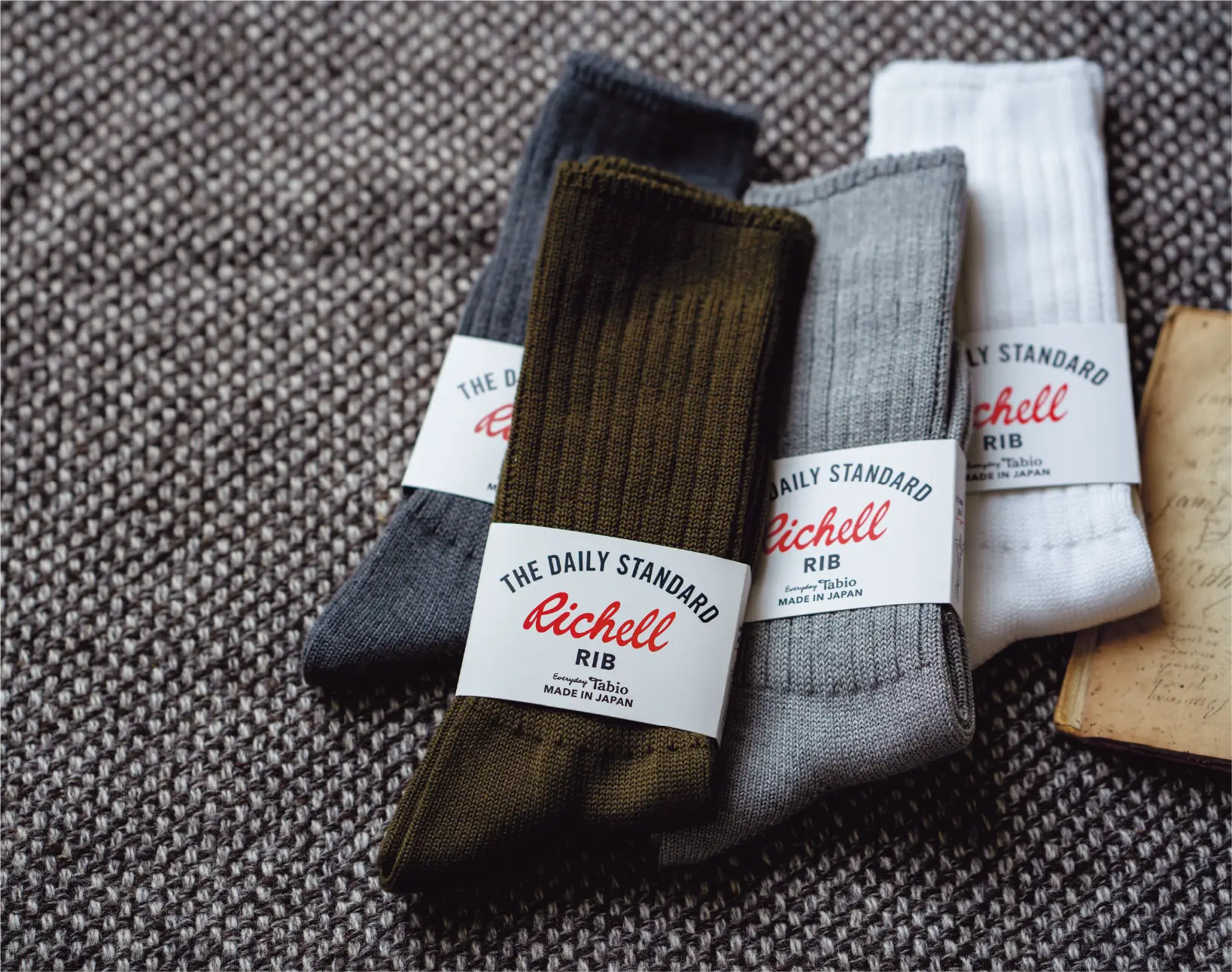 絶妙なルーズ感と厚みのおとなカジュアル