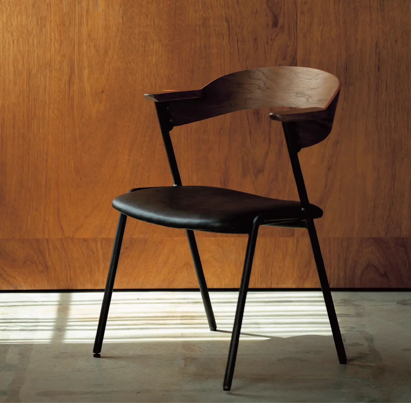 使うほど風合いが深まり、くつろぎを誘う