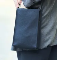 ショルダーバッグ