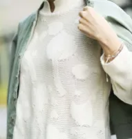 春野菜ニットスリット襟プルオーバー