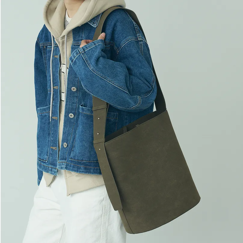 フェイクスウェードバケットバッグ ディギティ