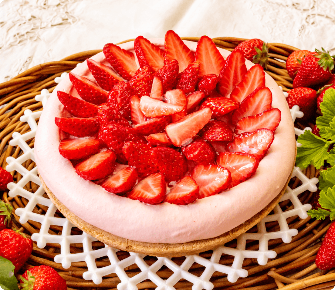 イチゴとリュバーブのタルト