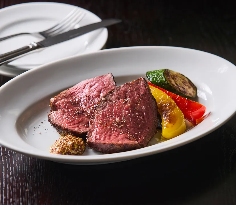 〈ディナー限定〉黒毛和牛もも肉のグリルブラックビーンズ風味（200g）
